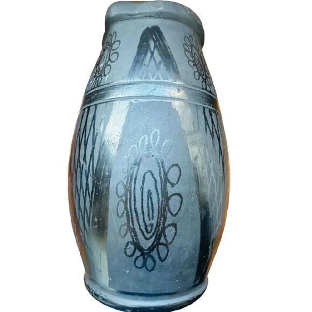 Vintage Pottery‎ Pitcher Charcoal/Black Abstract Design Artist Signed 8